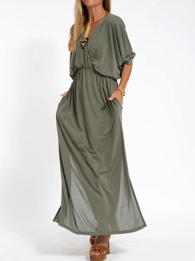 Caliryn - Lightweight and Flowing Summer Dress