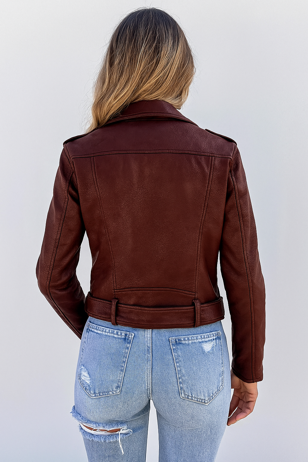 Amelina - Slim leather jacket with asymmetric zipper and metal details