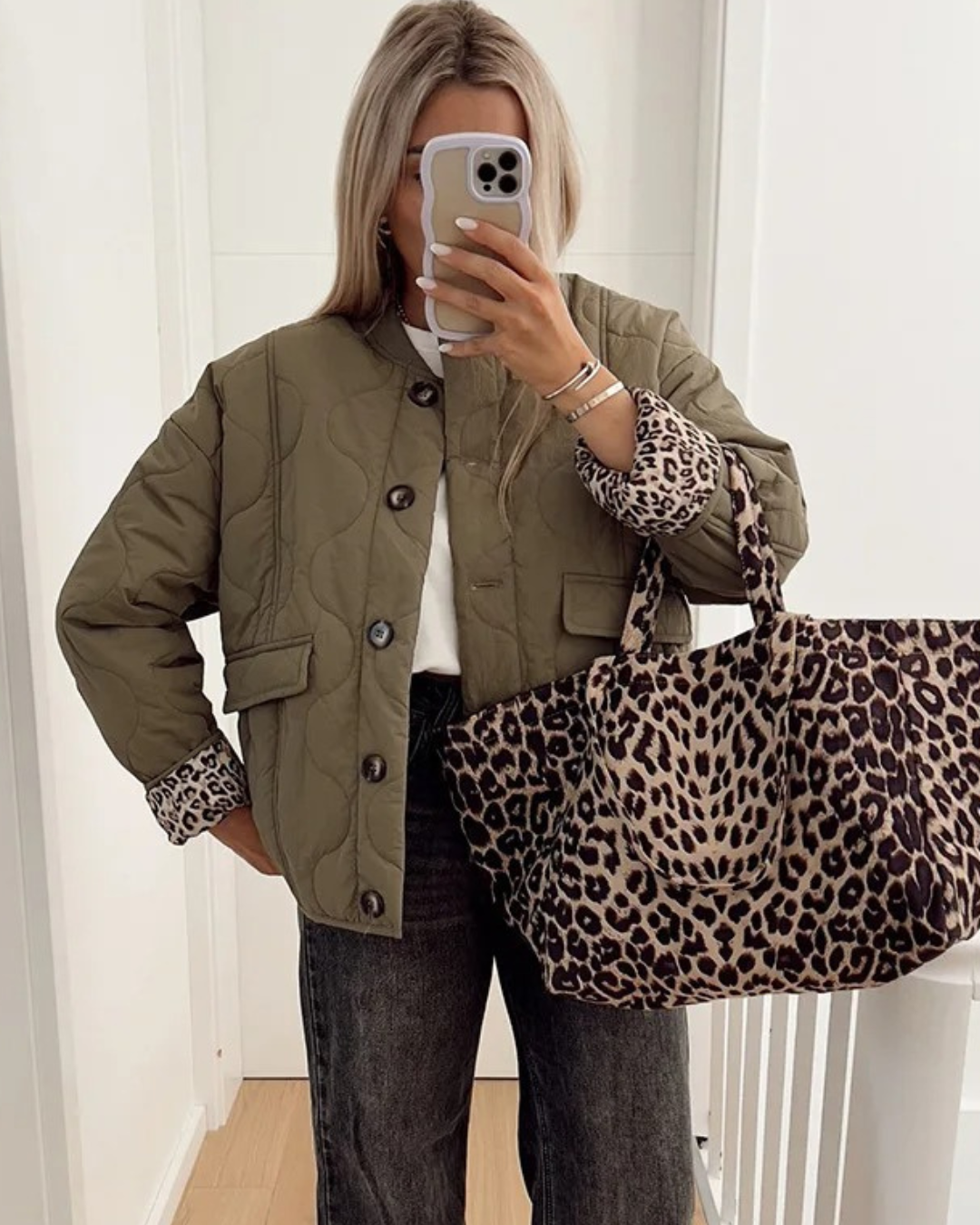 Ophelia - Women's Coat Trendy Leopard Print Fashionable Fit & Comfort for Autumn and Winter