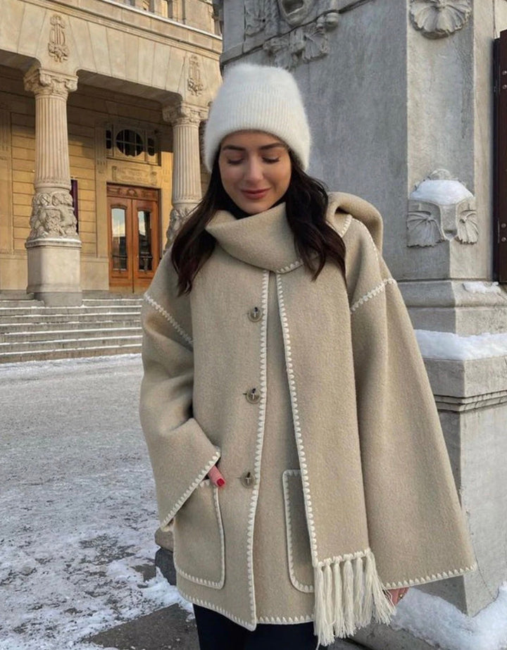 Fiorenza - Women's coat with integrated scarf and elegant fit