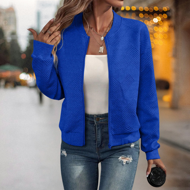 Isolde – Warm and comfortable structured bomber jacket