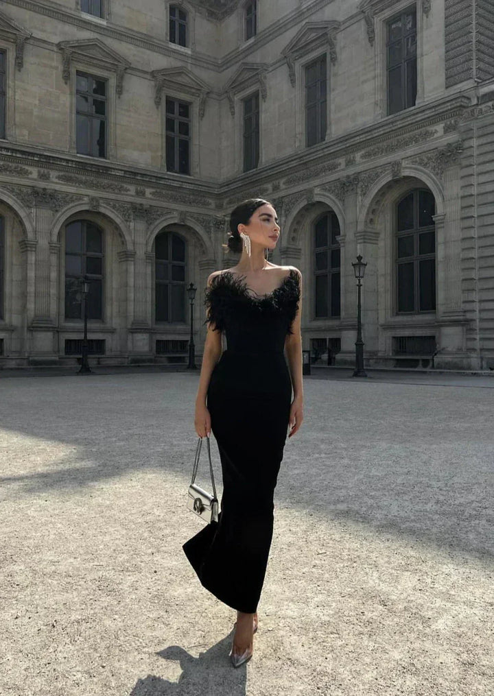 Jovie - Luxurious Feather Dress