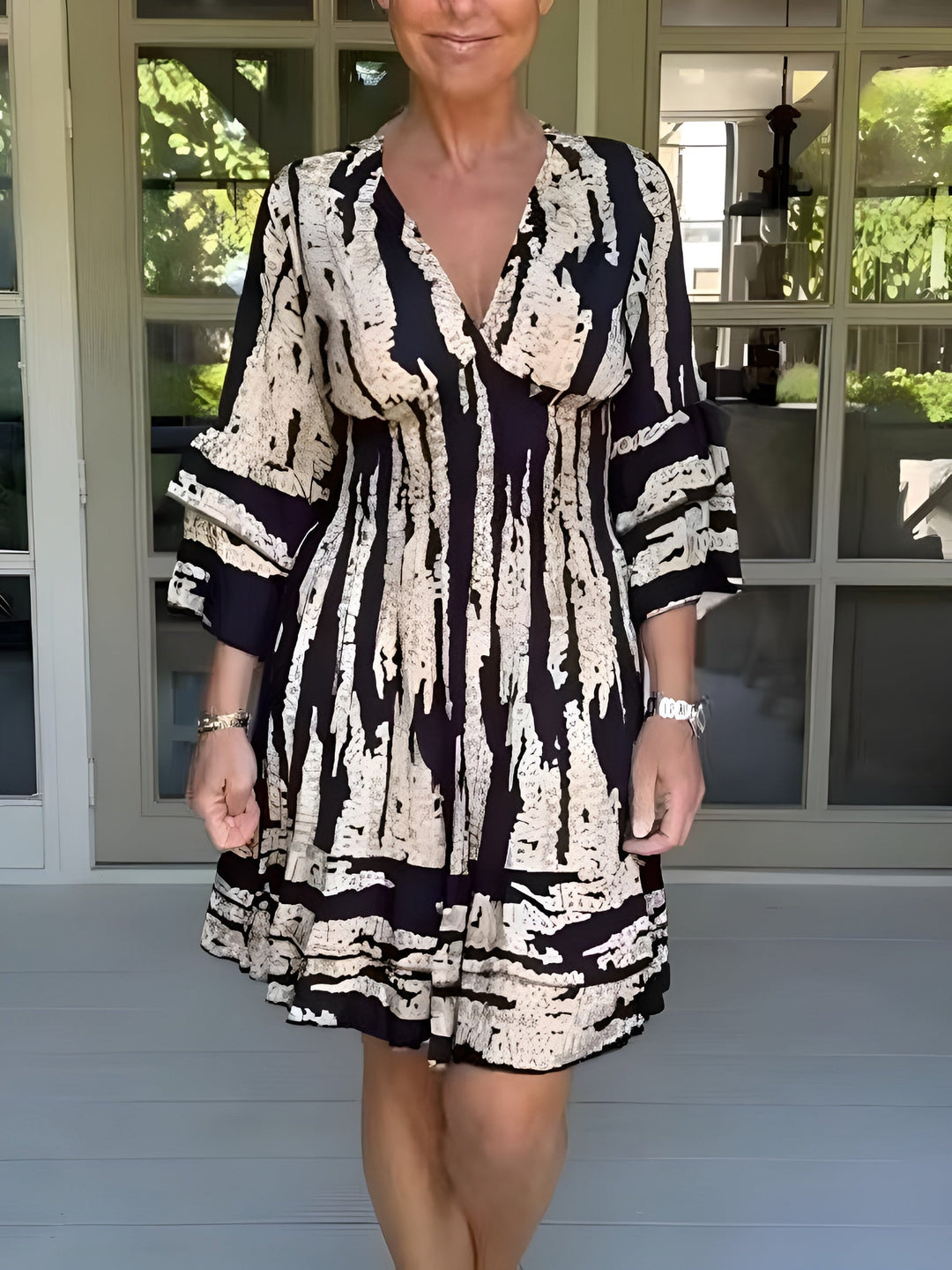 Alenisse -  Flowing and Elegant Summer Dress