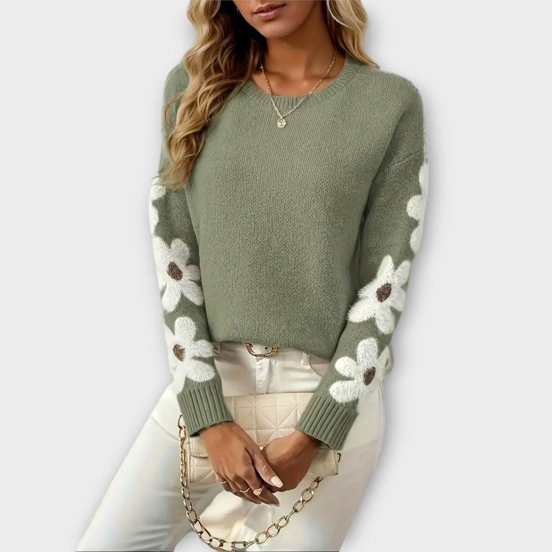 Brianna - Soft knitted sweater with floral design