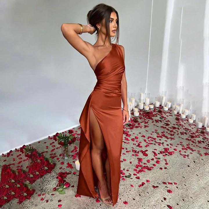 Brienna - Elegant Maxi Dress