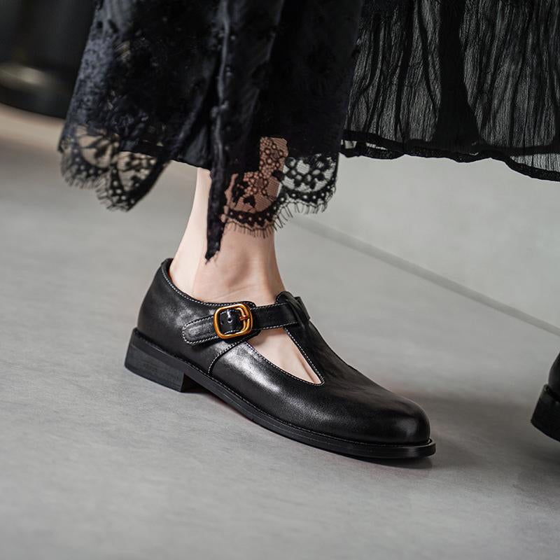 Aria - Elegant Mary & May