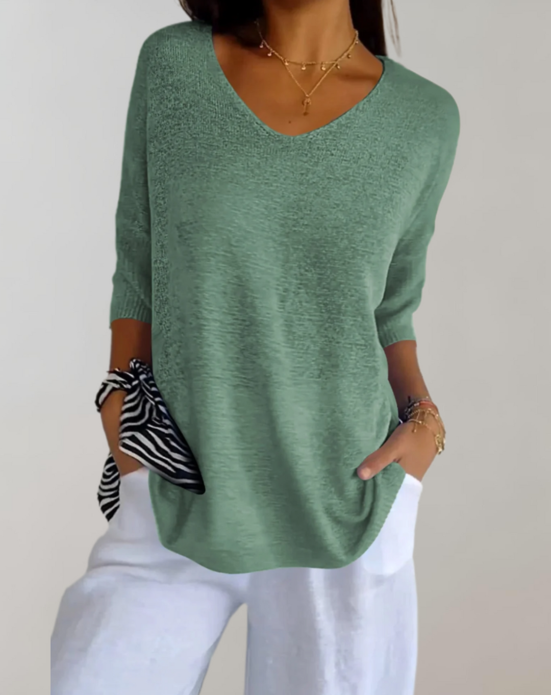 Finnegan - Knitted Top with V Neck