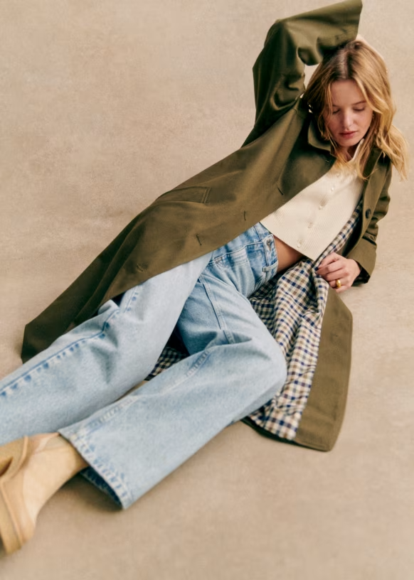 Avelisse -  Timeless Spring Coat with Subtle Checked Lining