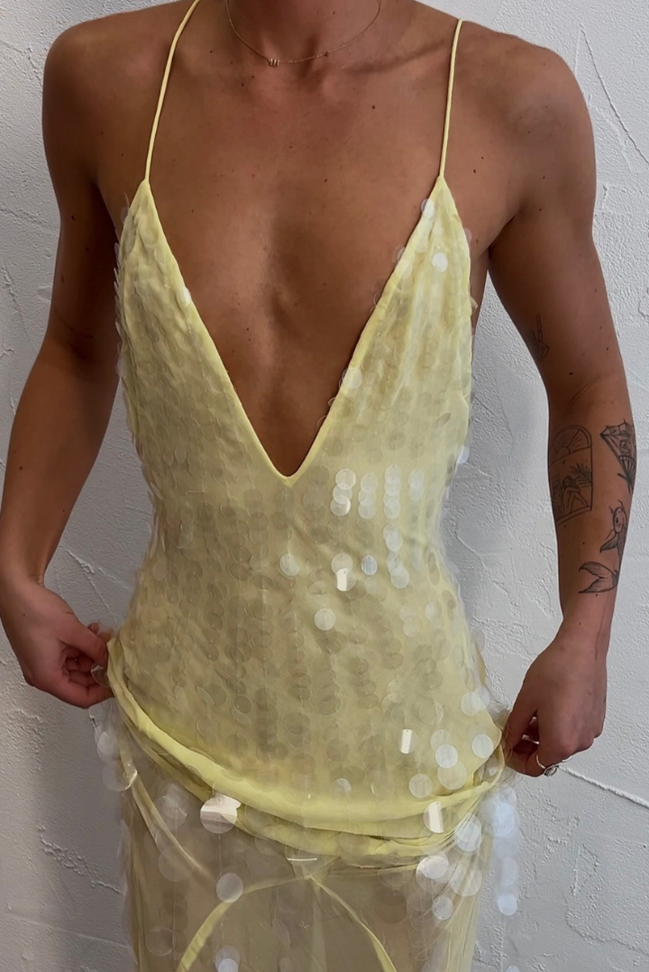 Nalaya - V-Neck Sleeveless Maxi Dress