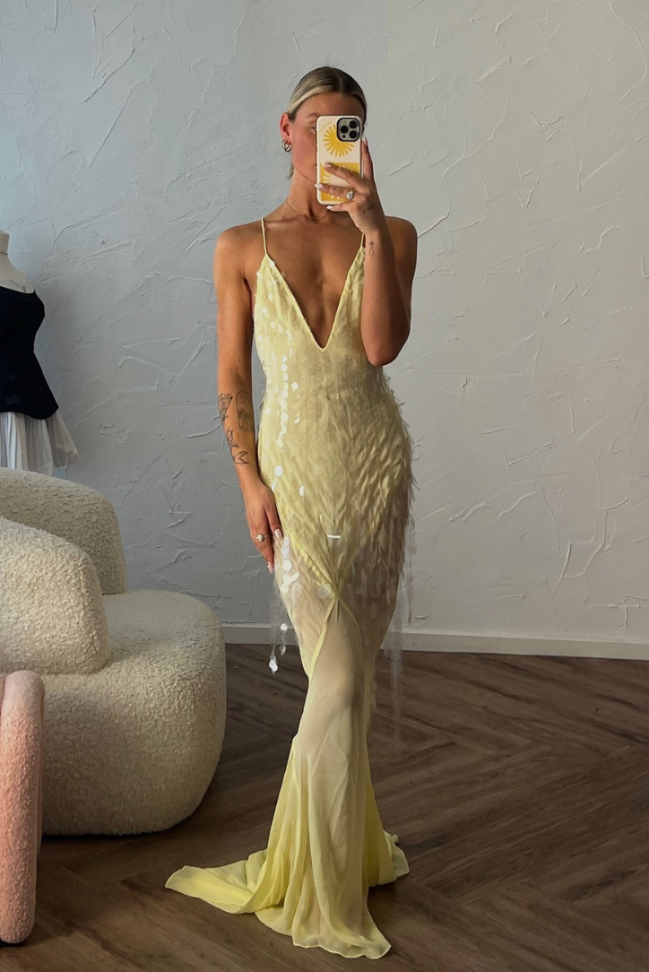 Nalaya - V-Neck Sleeveless Maxi Dress