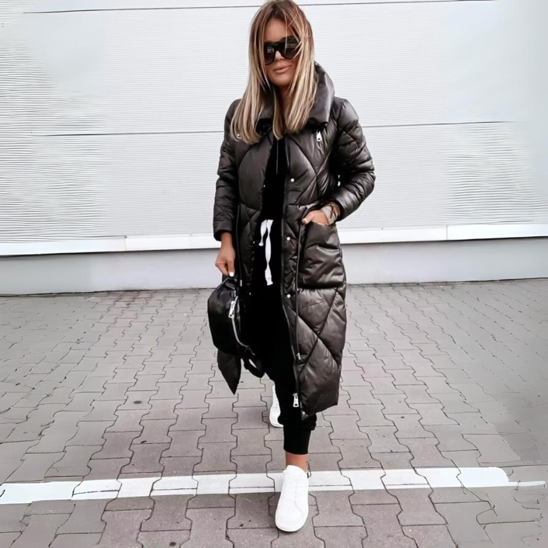 Elsinore - Warm coat for the colder days!