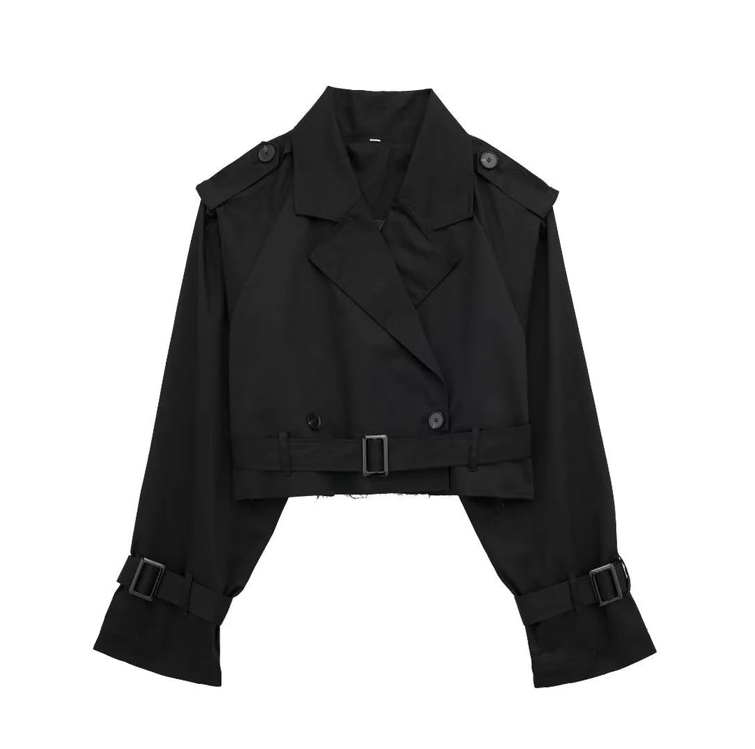 Carenza - Trendy Cropped Model in Timeless Design