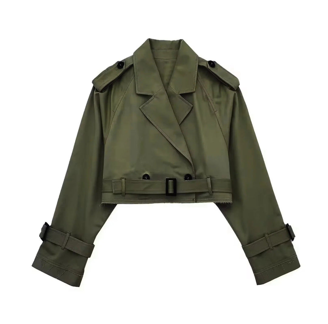 Carenza - Trendy Cropped Model in Timeless Design