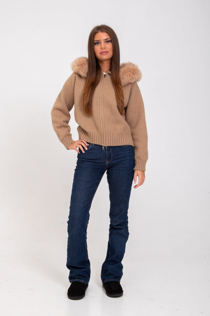 Marlowe - Fur Coat