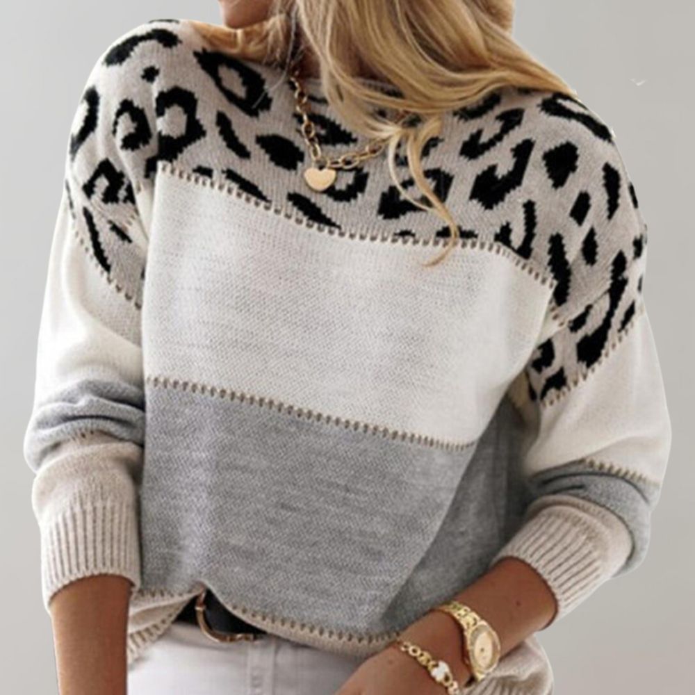 Vesper - Casual Sweater with Leopard Design