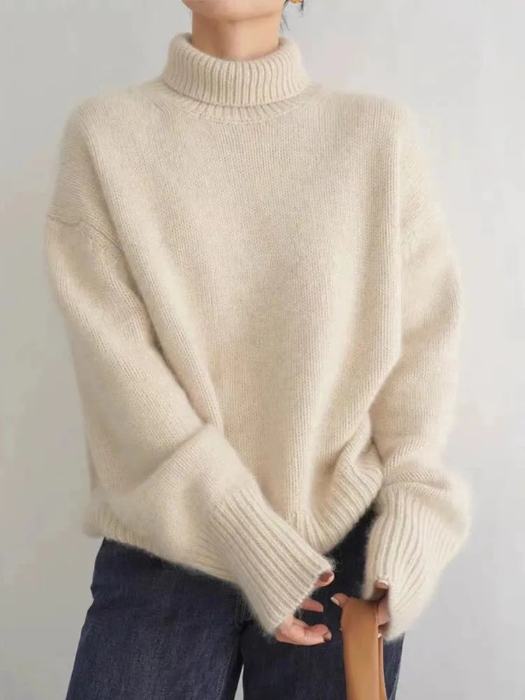 Amaya - Elegant Soft Turtleneck Sweater