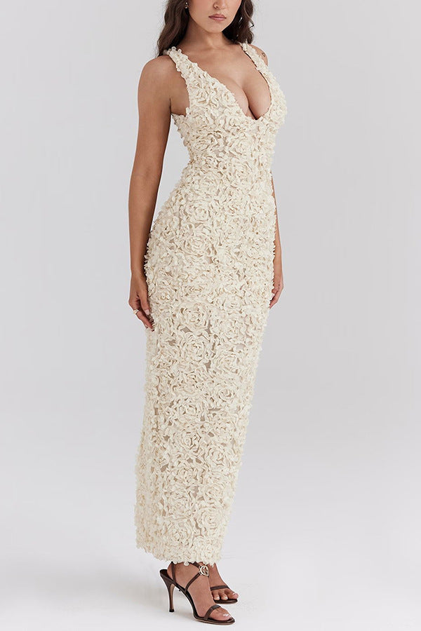 Neria - Floral Backless Maxi Dress