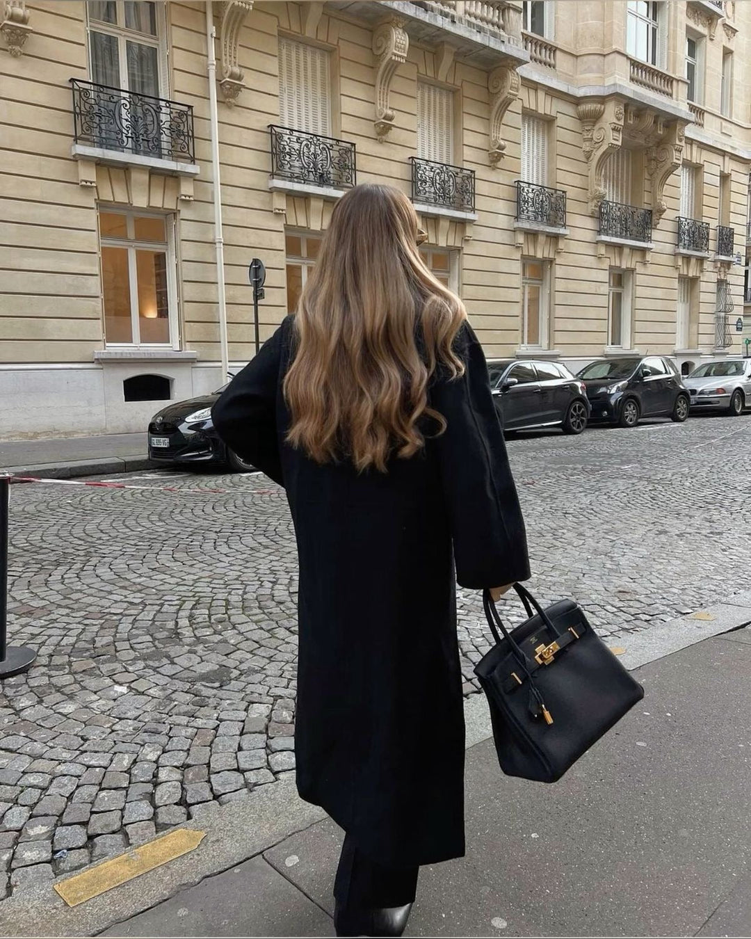 Freesia - Women's Coat with a Luxurious Cut and Timeless Look