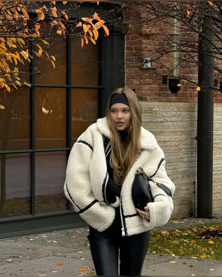 Evadne - Women's teddy coat with an oversized fit and fluffy fabric