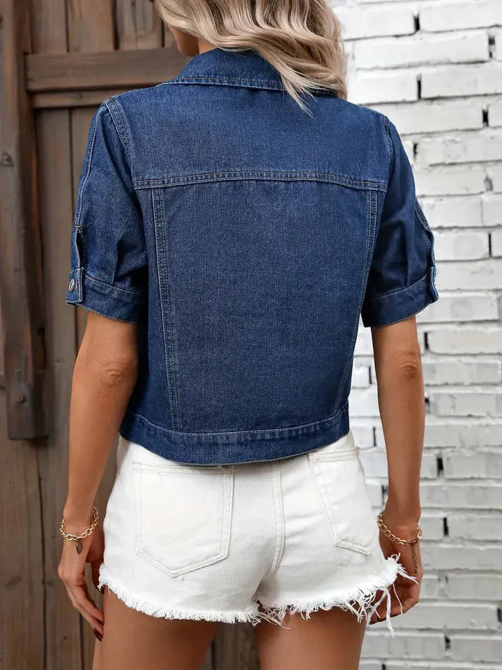 Iskra - Women's denim jacket in light blue with a slim fit