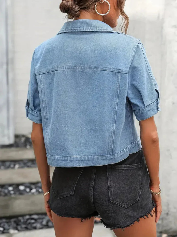 Iskra - Women's denim jacket in light blue with a slim fit
