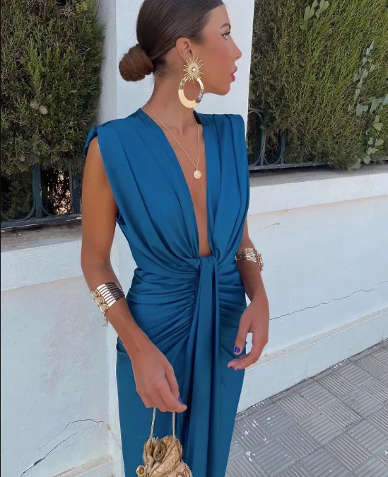 Elara - Elegant Pleated Dress