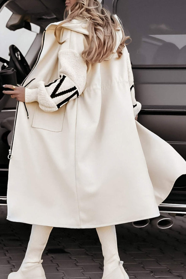 Maeve - Women's Coat with Knitted Sleeves