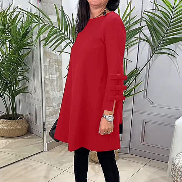 Opaline - Elegant dress with a unique design