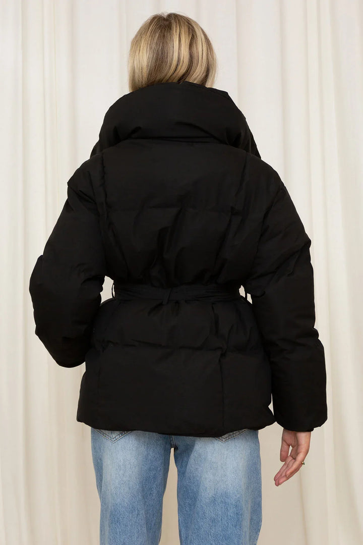 Illyria - Elegant Quilted Jacket