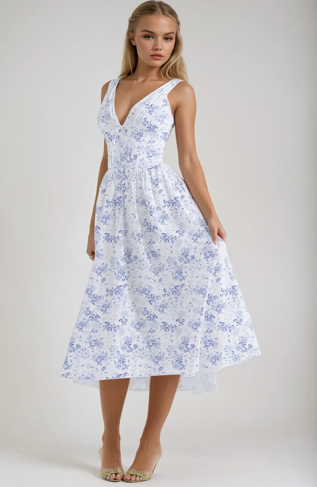 Fiora - Elegant Summer Dress