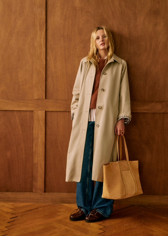 Avelisse -  Timeless Spring Coat with Subtle Checked Lining