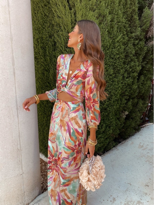 Tahliah - Elegant Dress with Cut-Out